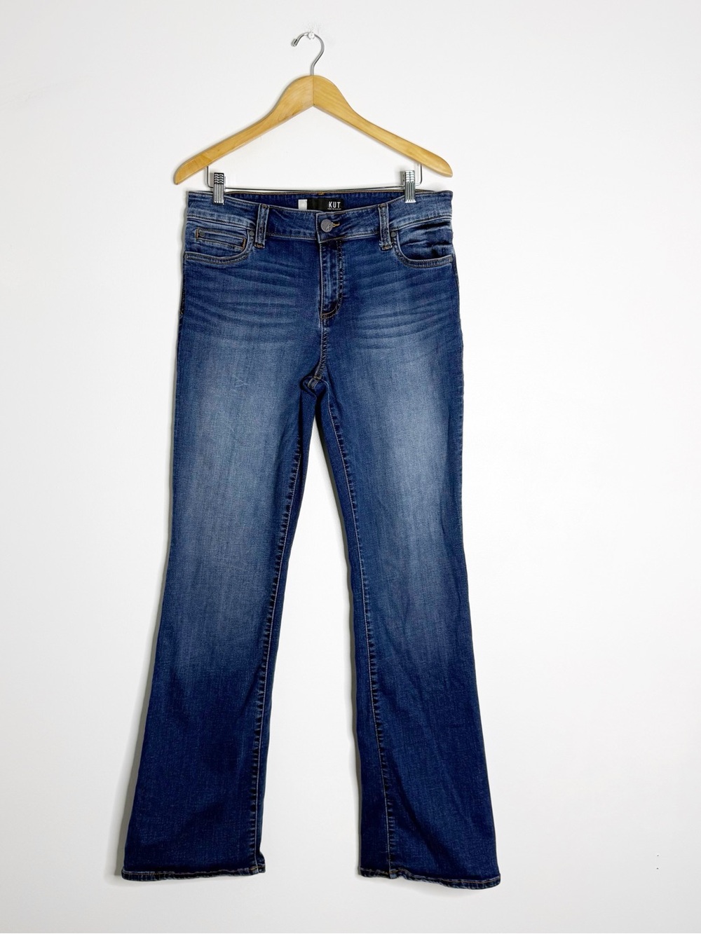 KUT from the Kloth Natalie Bootcut Jeans Size 12 Medium Wash